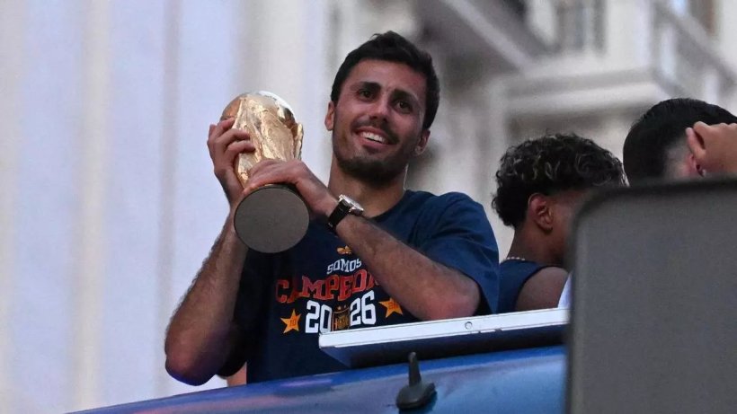 Barcelona Eyes Rodri Despite Manchester City's Demands