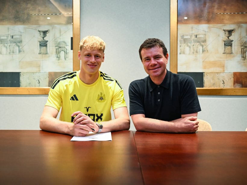 Newcastle United recrute le gardien Lukáš Hrádecký