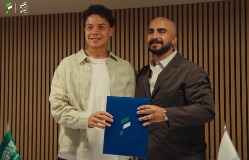 Al-Fateh ficha al defensor holandés Robin Kilder