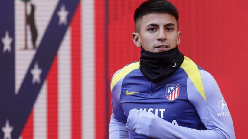 Flamengo se aferra a sus términos financieros para el fichaje de Thiago Almada
