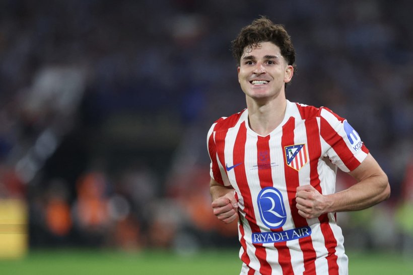 Deco s'envole vers Madrid pour finaliser le transfert d'Alvarez