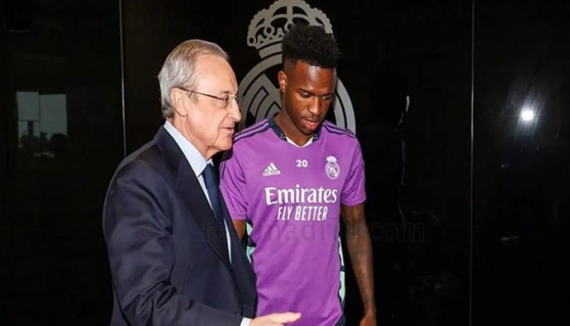 انطلاق اجتماع ريال مدريد مع فينيسيوس