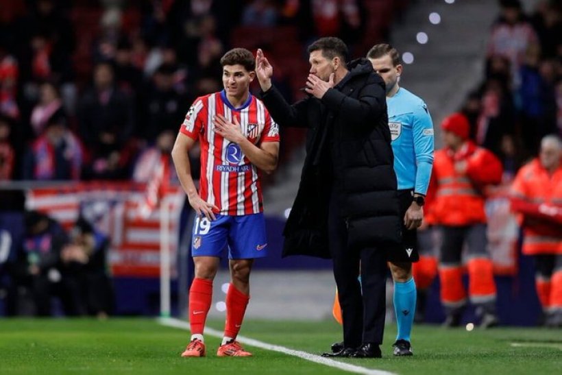 Alvarez Requests Move to Barcelona Only