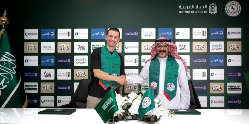 Al-Ettifaq signe le Kosovare Bersant Celina jusqu'en 2029