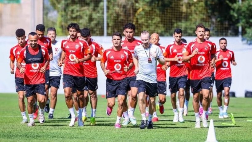 Al Ahly finaliza su primera sesión de entrenamiento en el campamento de España