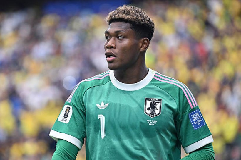 El Paris Saint-Germain aumenta su oferta por Zion Suzuki
