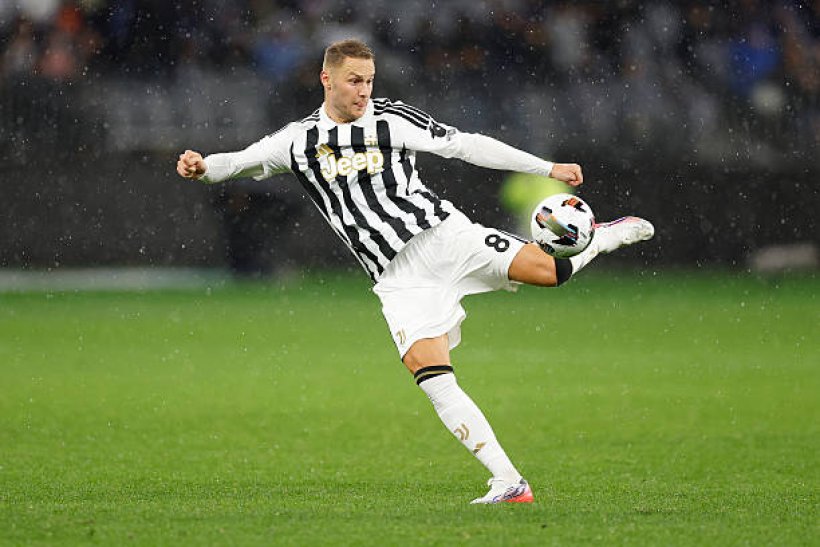 La Juventus planea incluir a Koopmeiners en el trato por Lokumi