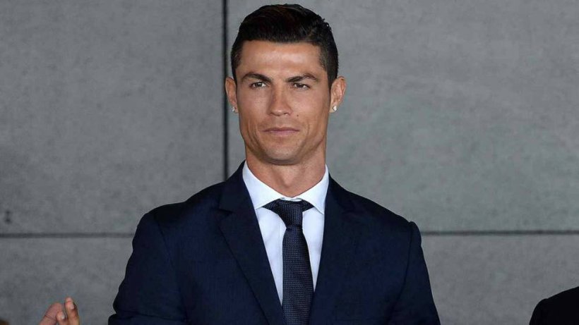 Cristiano Ronaldo Officially Announces Marriage to Georgina