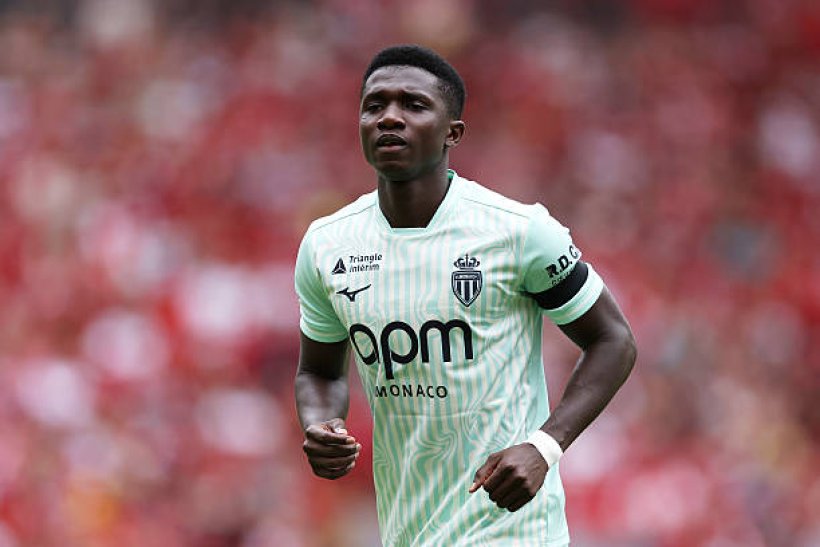 Chelsea entre dans la course pour Lamine Camara tandis que Monaco reste ferme sur ses exigences