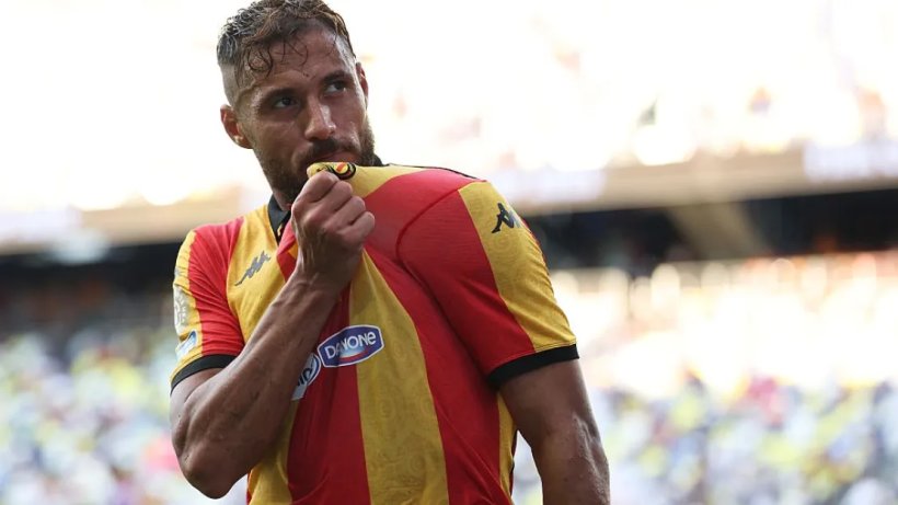 Youssef Belaili Officially Returns to Esperance Tunis