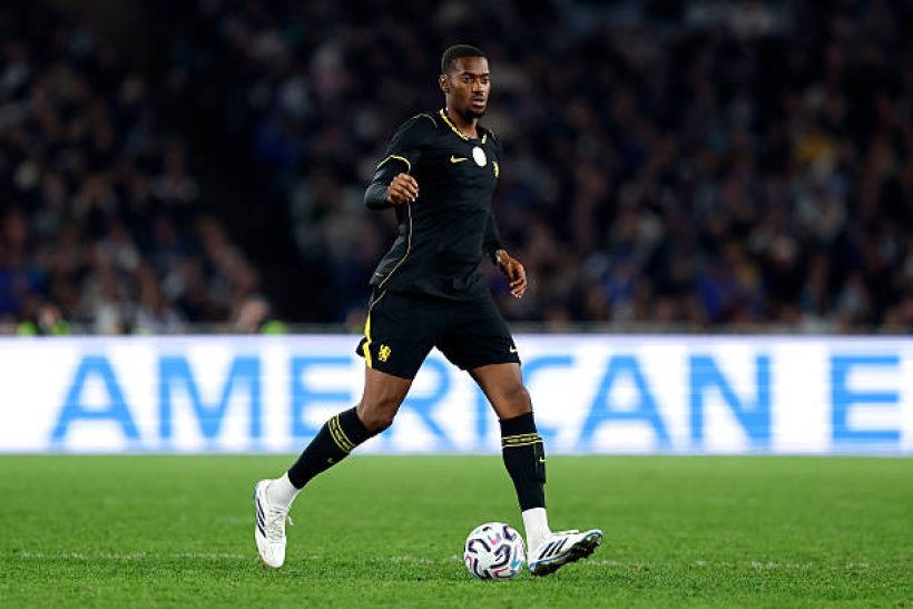 Aston Villa Targets Chelsea's Adarabioyo as Konsa Replacement