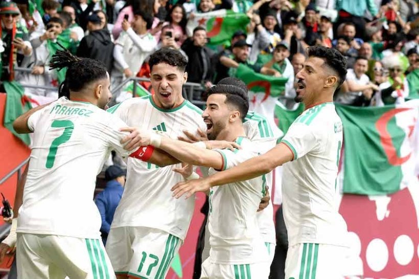بعد بلعيد.. 3 نجوم جزائريين مرشحون للانتقال إلى الدوري السعودي