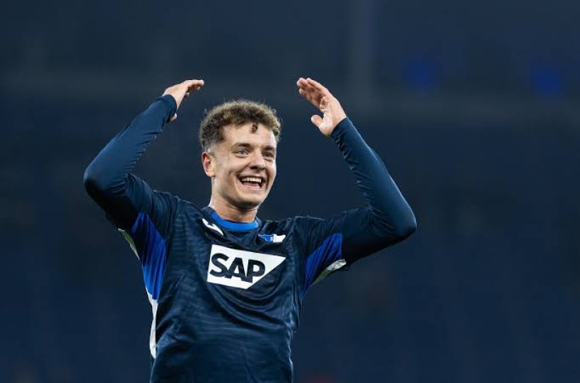 Dortmund surveille Aslani comme remplaçant potentiel de Giraud