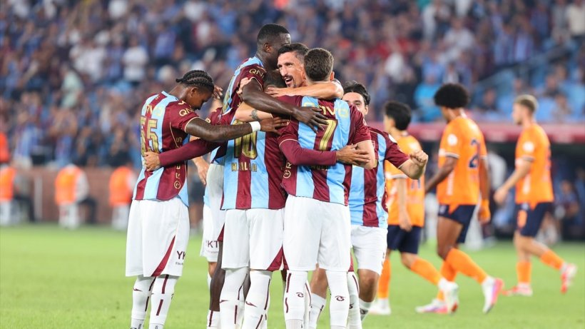 Mohamed Salah lidera al Trabzonspor a la victoria sobre Basaksehir con un doblete