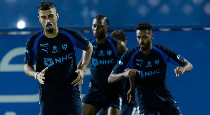 غيابات مؤثرة في صفوف الهلال أمام الخليج بدوري روشن