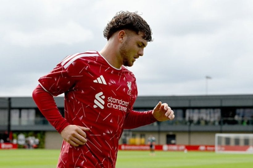 Harvey Elliott Set to Join Valencia