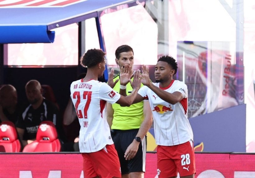 Leipzig arrasa a Monchengladbach 3-0 en el inicio de la Bundesliga