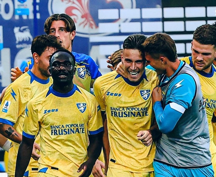 Frosinone Thrashes Fiorentina 3-0 at Home