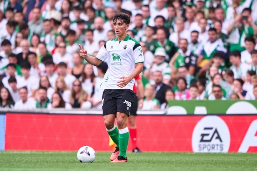 Racing Santander officially announces Martínez's transfer to Real Madrid