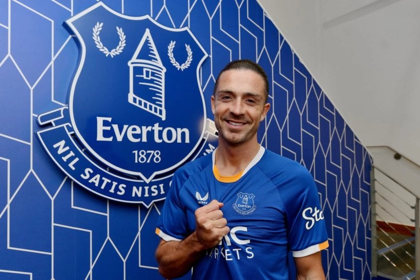 Everton officially announces the signing of Jack Grealish on loan
