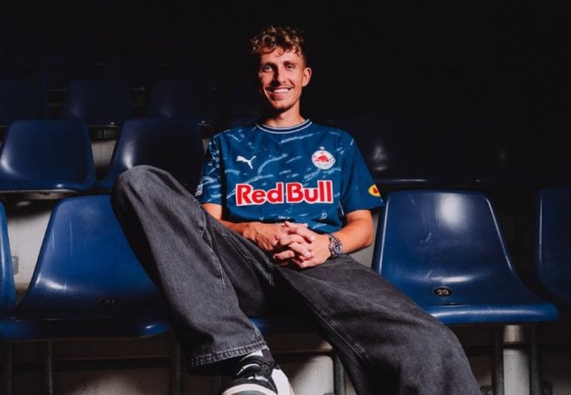 RB Salzburg officially signs Jesper Lindstrøm from SSC Napoli