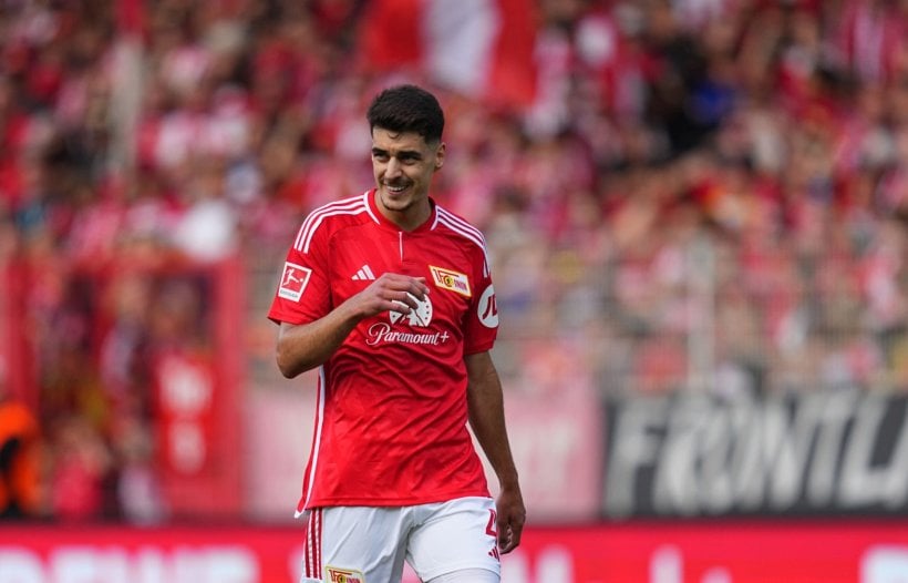 Lazio continues pursuit of Diego Leite on a free transfer