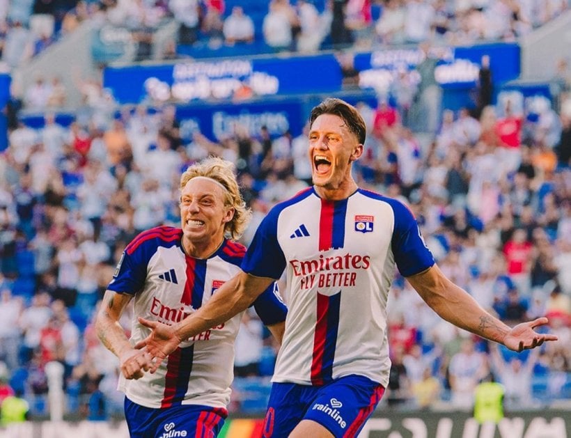 Olympique Lyon temporarily tops Ligue 1 after victory over Auxerre