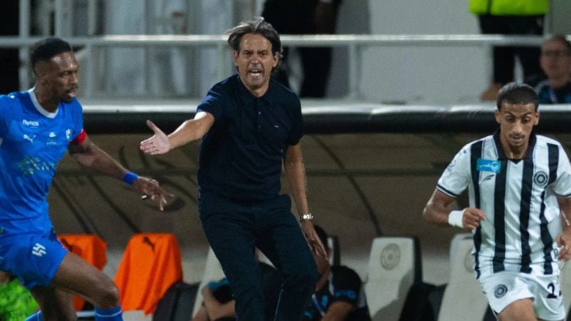 الهلال يطارد رقم الأهلي في دوري روشن للمحترفين