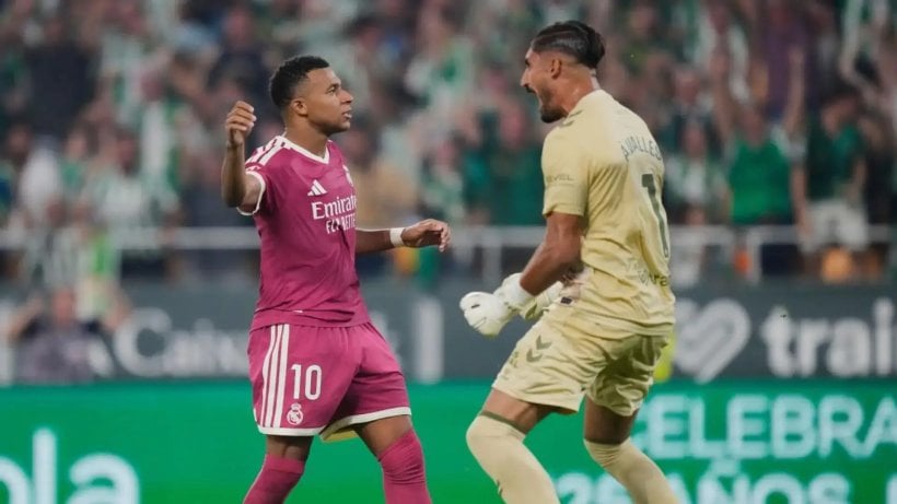 Betis goalkeeper hints sarcastically at Ethan Mbappé