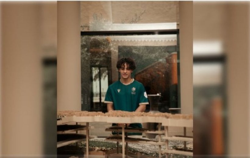 الدرعية يخطف موهبة برشلونة الكرواتية في صفقة واعدة