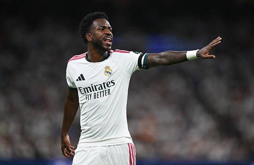 صافرات الاستهجان ضد فينيسيوس لا تثير قلق ريال مدريد