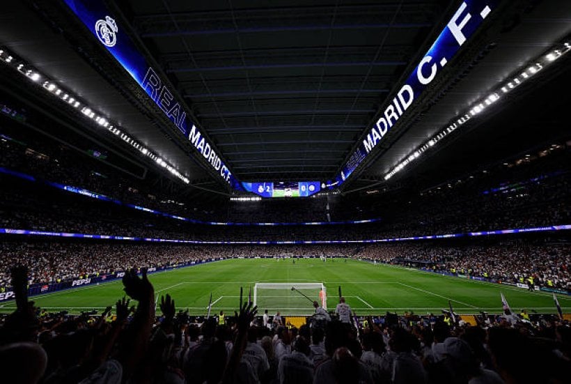 صافرات جماهير ريال مدريد تتكرر في البرنابيو رغم الانتصارات