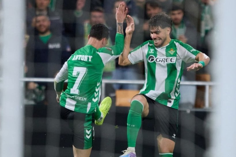 Ezzalzouli regresa a la convocatoria del Real Betis antes del choque con el Villarreal