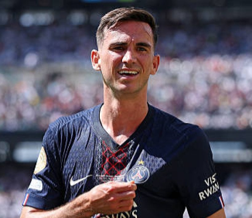 Chelsea sigue a Fabián Ruiz antes del mercado de enero