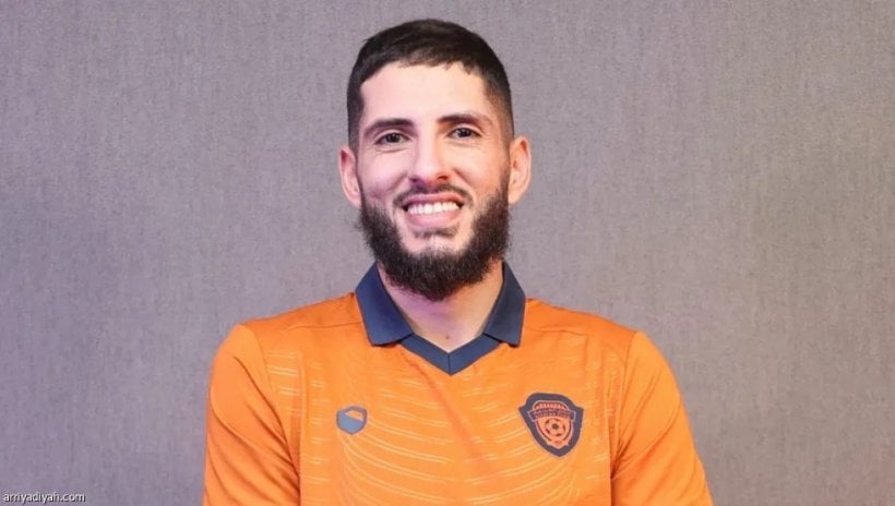 Ben Zia se acerca a la Premier Liga tras dejar Al-Fayha FC