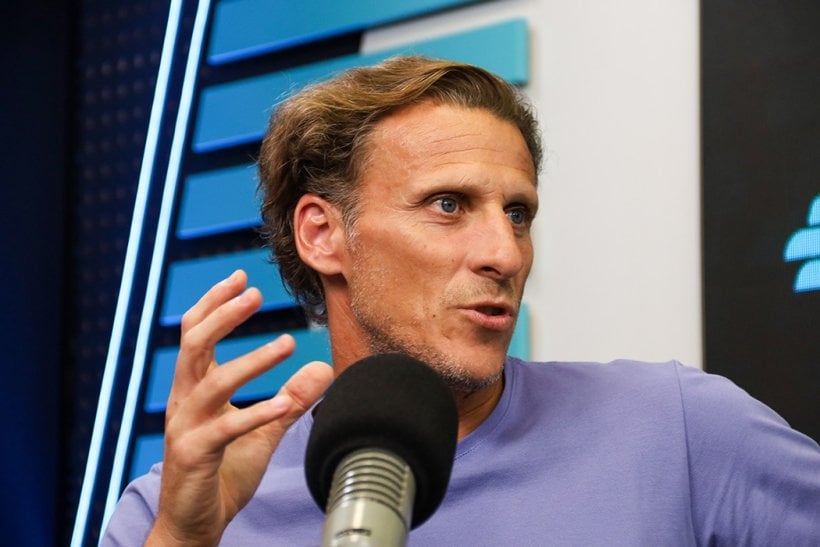 Forlán reveals reason for Suárez's absence from Uruguay squad