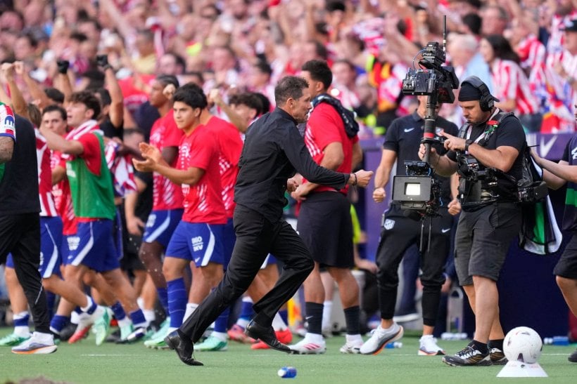 Simeone: Mourinho has no right to disrespect referees, and the match was well-planned