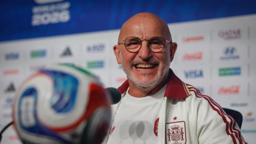 Officially.. De la Fuente extends contract with Spain national team
