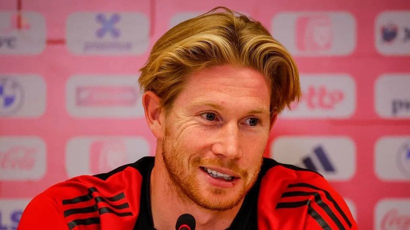 De Bruyne explains reasons for staying with Belgium and reveals his new role