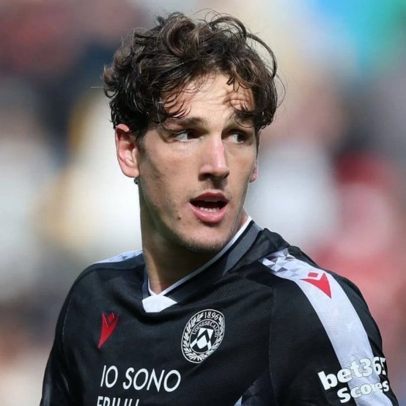 Zaniolo leaves Italy camp due to muscle injury