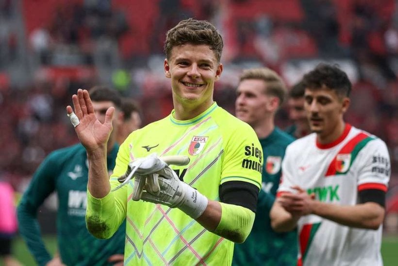 Augsburg coach opens door for goalkeeper's departure amid Bayern Munich interest