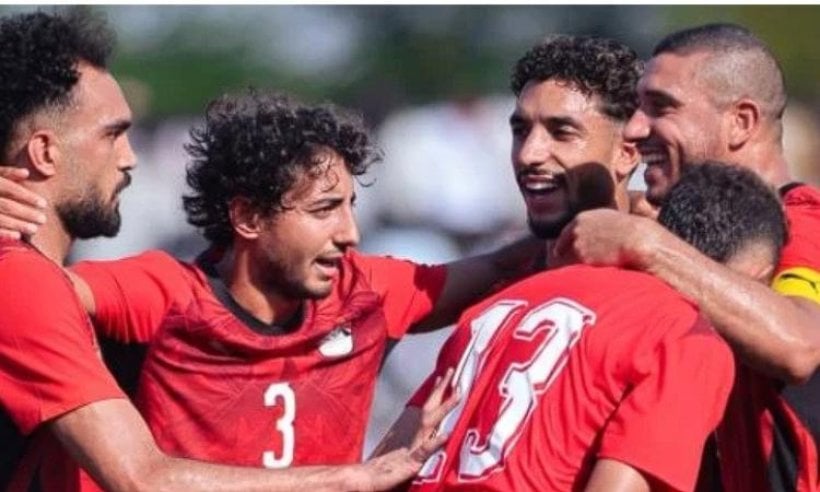 Hossam Hassan da un descanso a los jugadores de Egipto antes del amistoso contra Sudáfrica