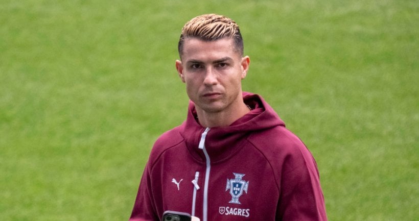 Cristiano Ronaldo decides to retire from international football