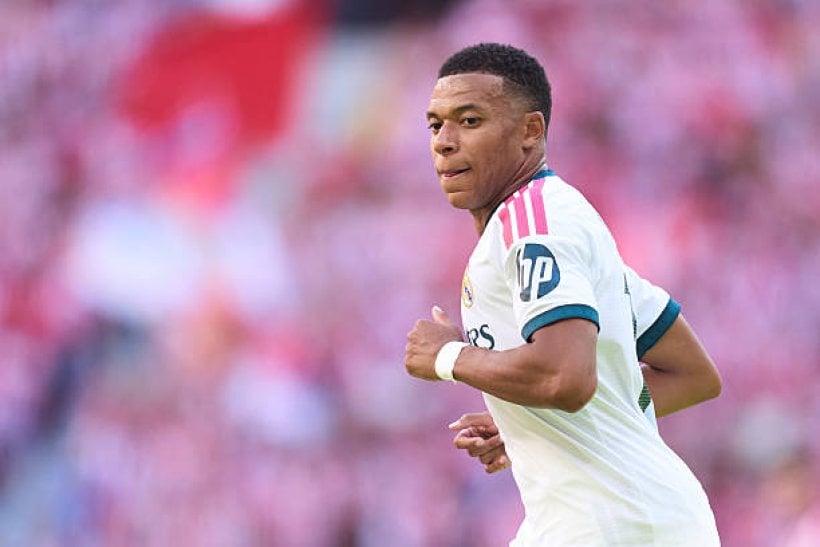 Mbappé sets El Clásico as a target as Real Madrid take cautious approach to return