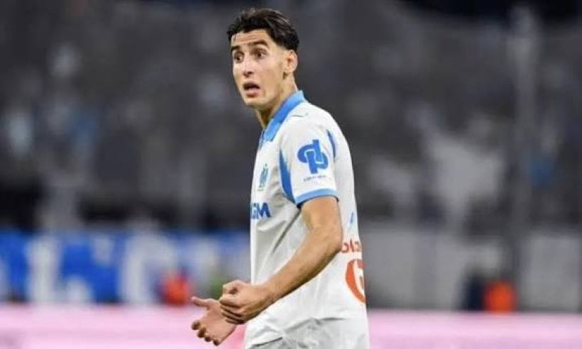 نايف أكرد يطمئن مارسيليا بعد مشاركته الكاملة مع المغرب