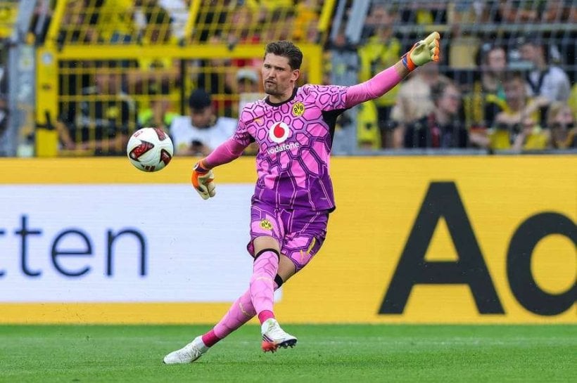 Dortmund moves to extend Kobel's contract as goalkeeper decides on future
