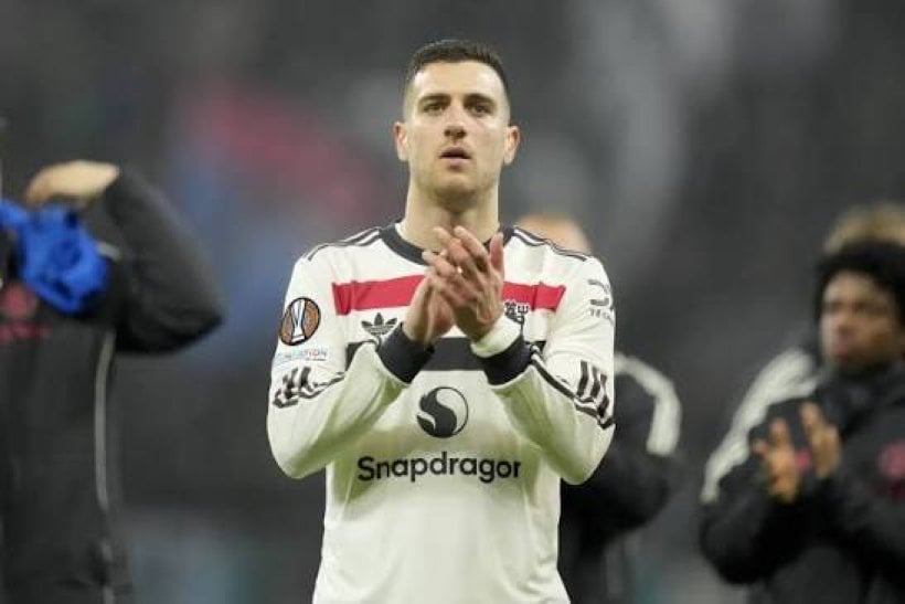 Manchester United ouvre la porte au départ de Dalot et prévoit de reconstruire la défense