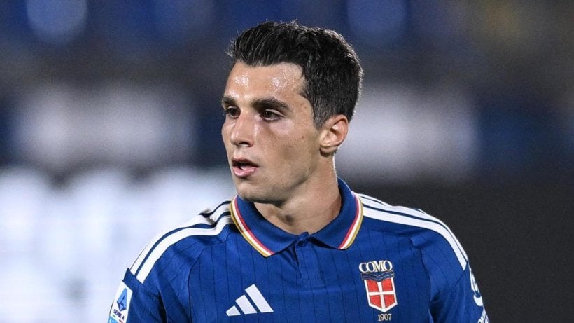 Como extends contract of Anastasios Douvikas