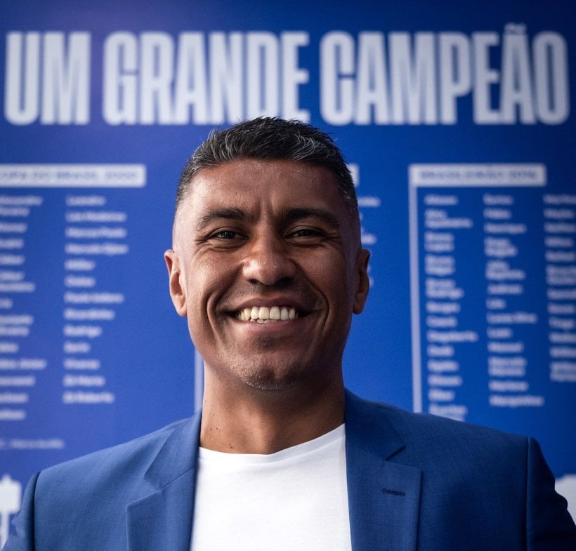 Paulinho starts a new chapter in his career