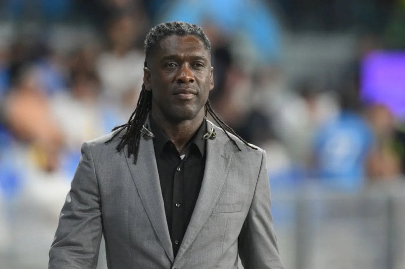 Seedorf speaks about genocide and the suffering of war victims in his first statements as Corinthians coach